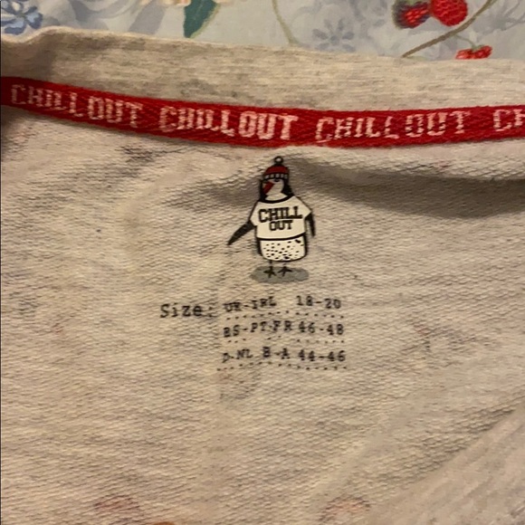 Penguin 🌟2FOR30🌟 sweater - Picture 4 of 4